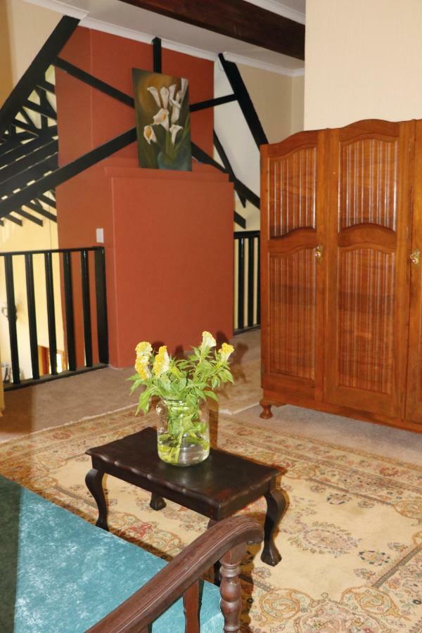 Pretoria House Hotel ภายนอก รูปภาพ