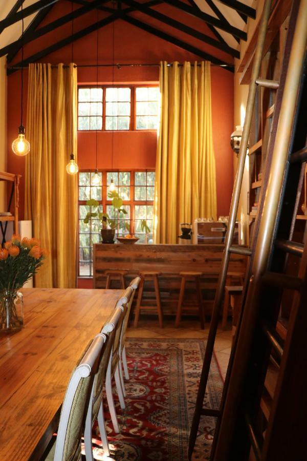Pretoria House Hotel ภายนอก รูปภาพ